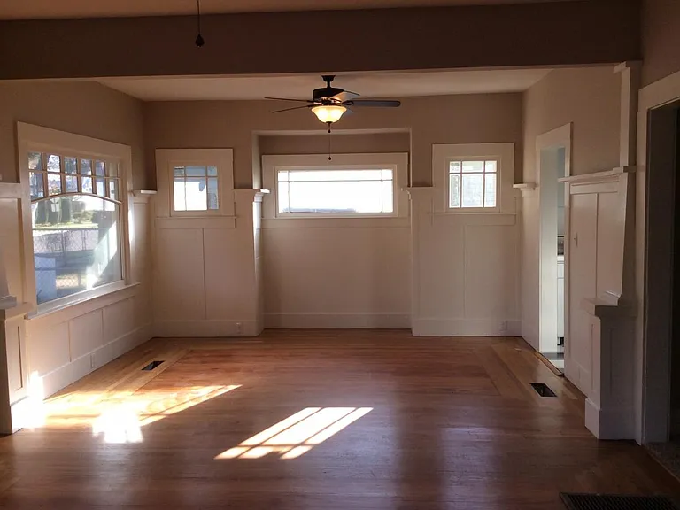 Dining Room/Living Room