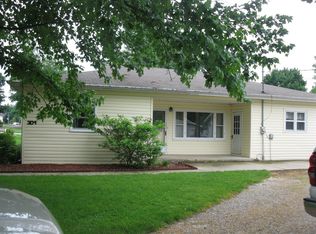 304 S Vine St, Waynetown, IN 47990