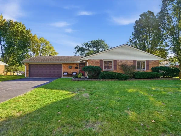 7812 Washington Park Dr, Dayton, OH 45459