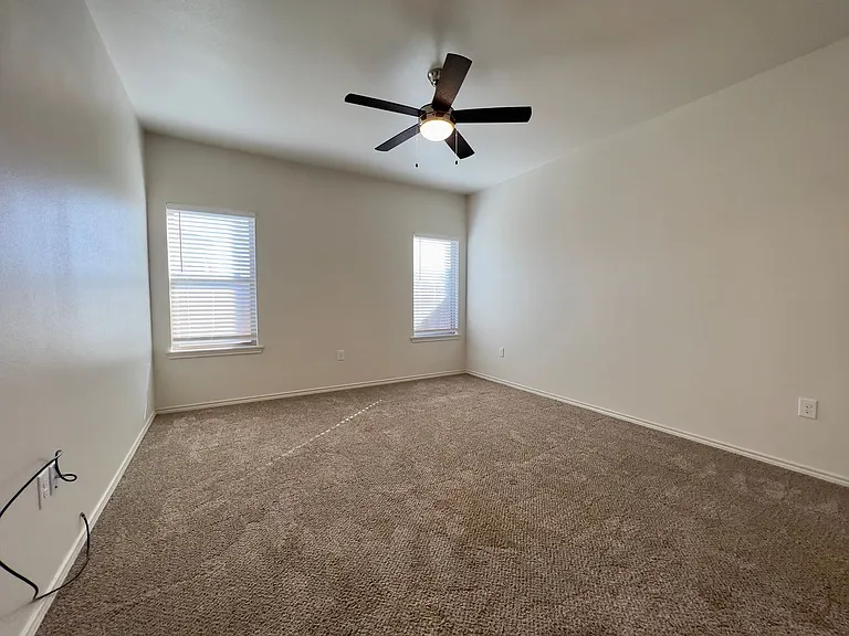 5508 Lehigh St — Photo 8