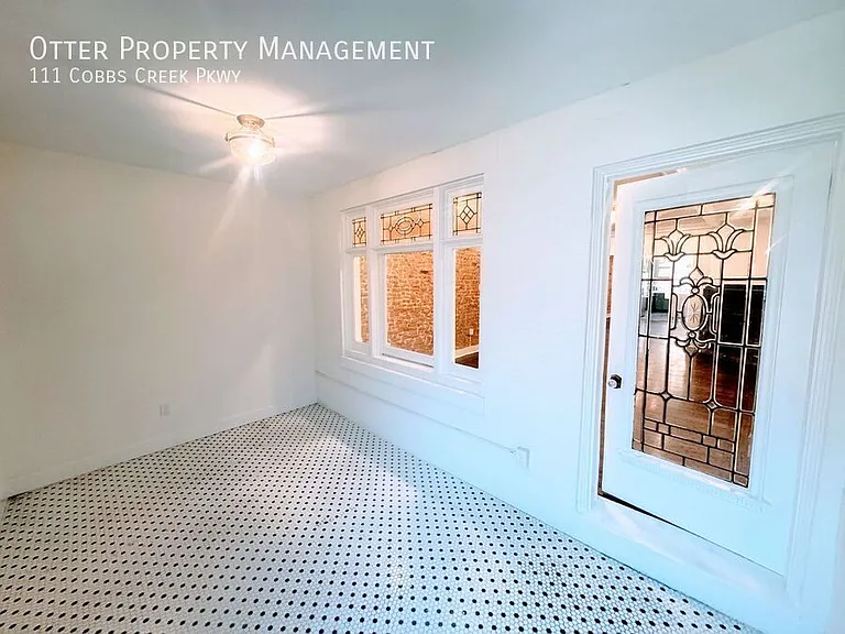 111 Cobbs Creek Pkwy — Photo 8