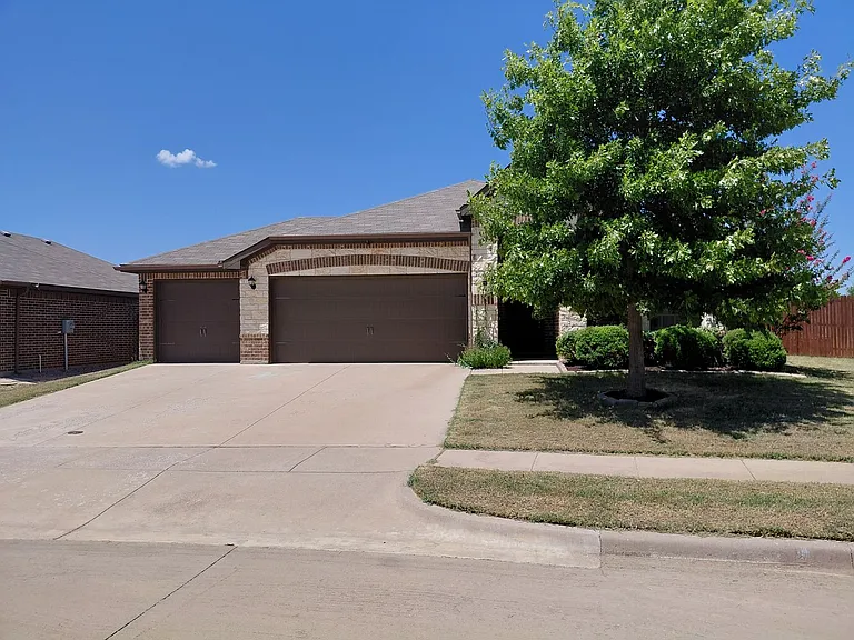 2560 Weatherford Heights Dr — Photo 4