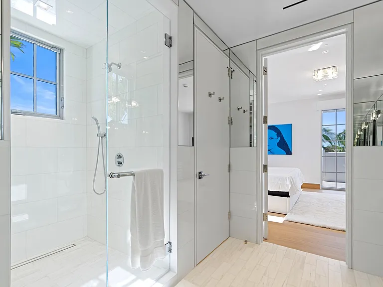 247 Worth Ave #PENTHOUSE — Photo 29