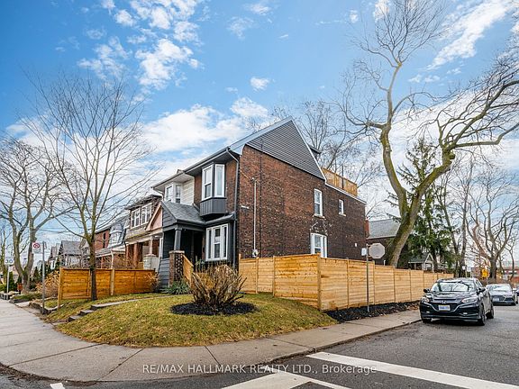 3rd image of 31 Myrtle Ave