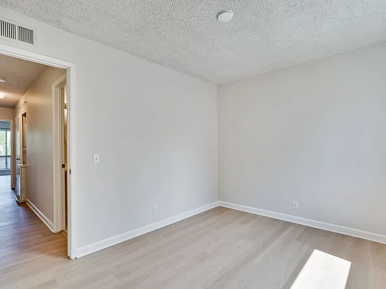 781 N Fair Oaks Ave #6 — Photo 18