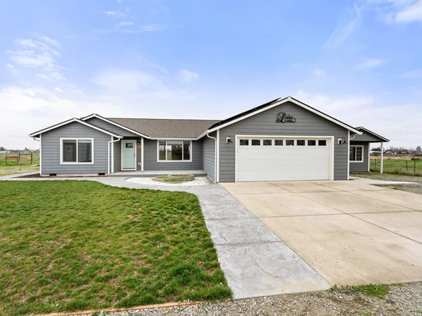 597 Bigham Brown Rd, Eagle Pt, OR 97524