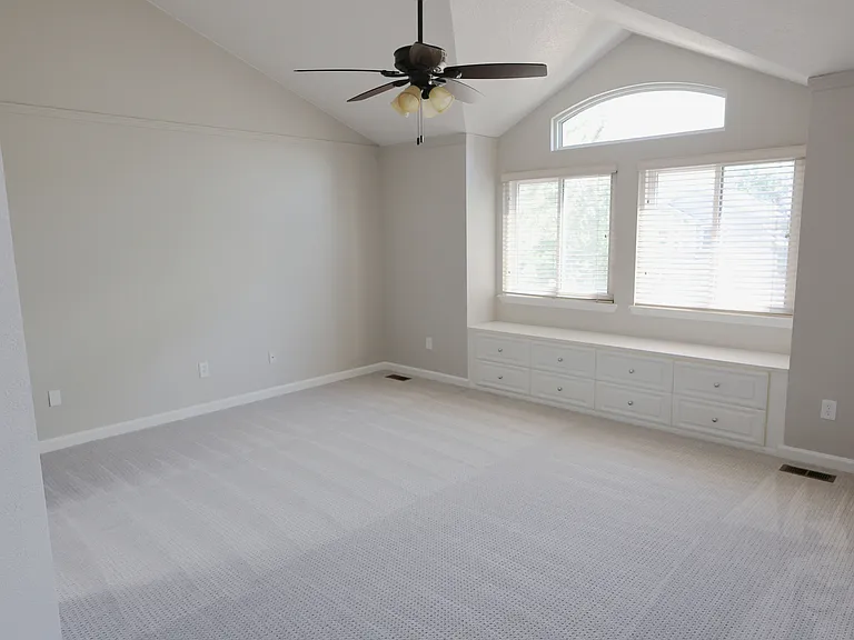 2062 Chesapeake Pl — Photo 9