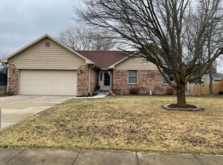 438 N Cardinal Dr, Whiteland, IN