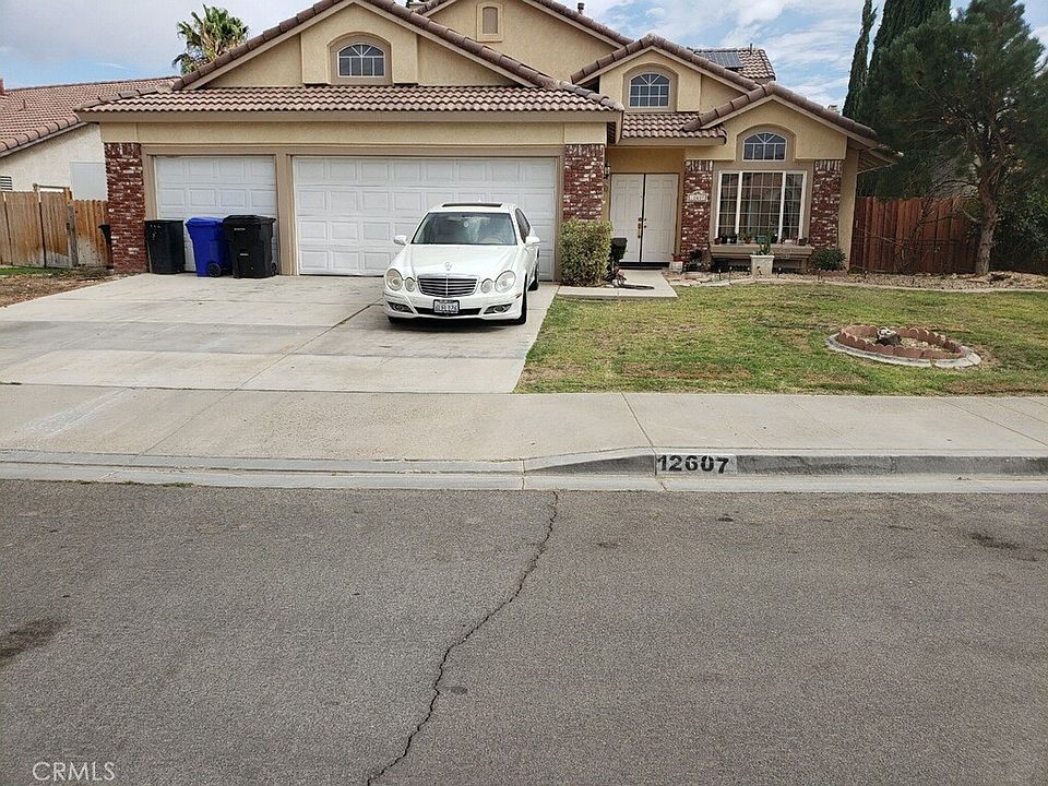 1st image of 12607 Silver Saddle Way