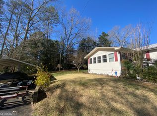 851 Lakeshore Rd, Martin, GA 30557