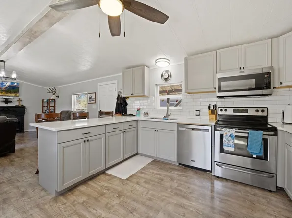 8333 Never Summer Cir, Fort Collins, CO 80528