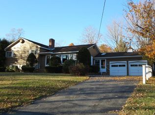 21 N Row Rd, Sterling, MA 01564