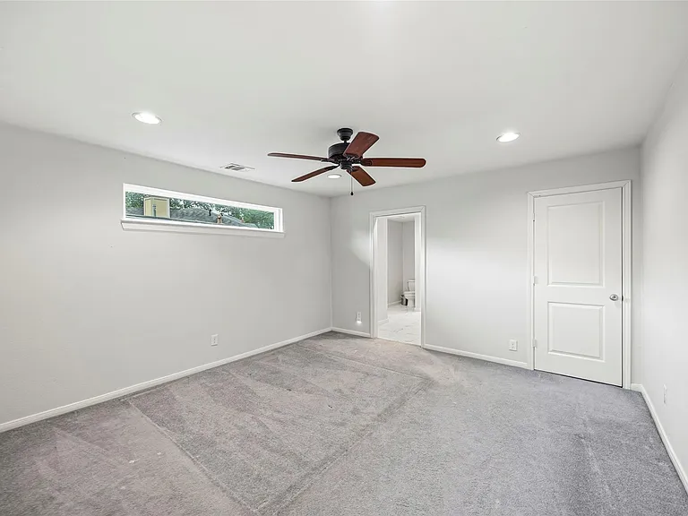 4914 Ventura Ln — Photo 9