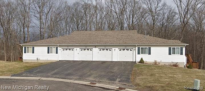 1st image of 9560 Woodside Cir