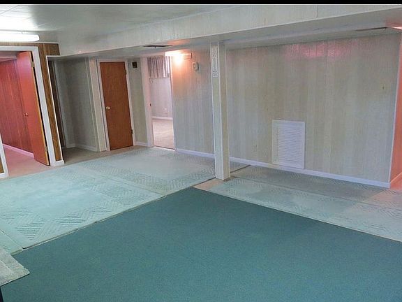 5th image of 910 Elk Dr
