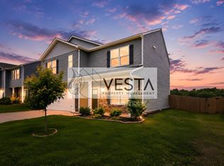 240 Ridgeview Ln, Mars Hill, NC 28754