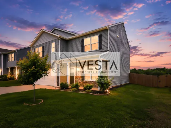 240 Ridgeview Ln, Mars Hill, NC 28754