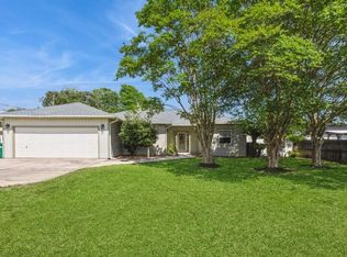 84 12th St, Shalimar, FL 32579