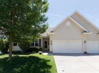 1220 Bellflower Dr, Carlisle, IA 50047