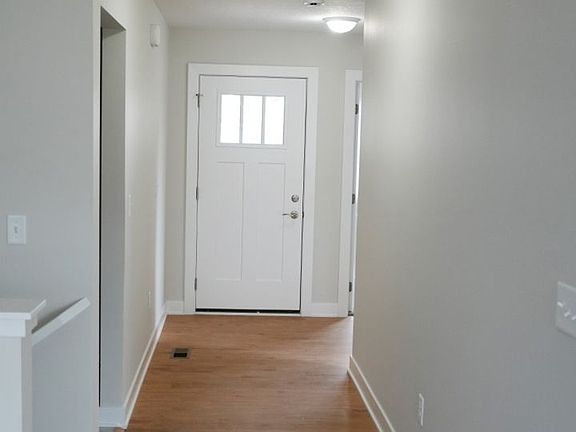 5th image of 10960 Brookdale Dr
