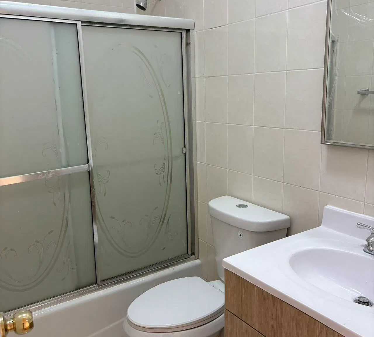 3 bed, 1200 sqft, $2,900 — Photo 4