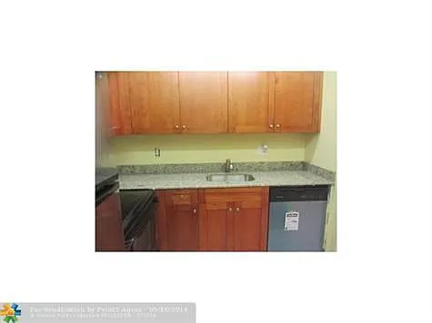 626 NW 13th St #28 Photo 1