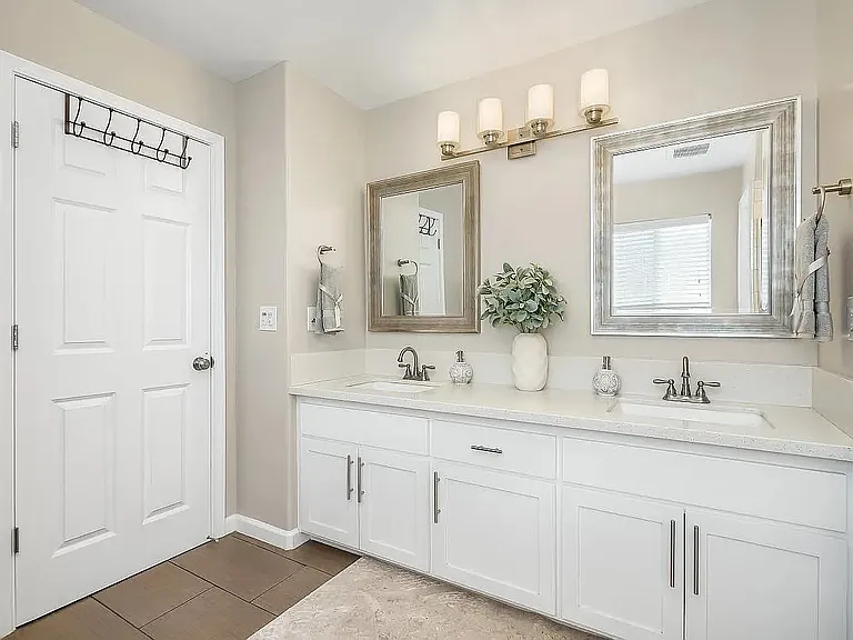 152 W Omaha Ave — Photo 32