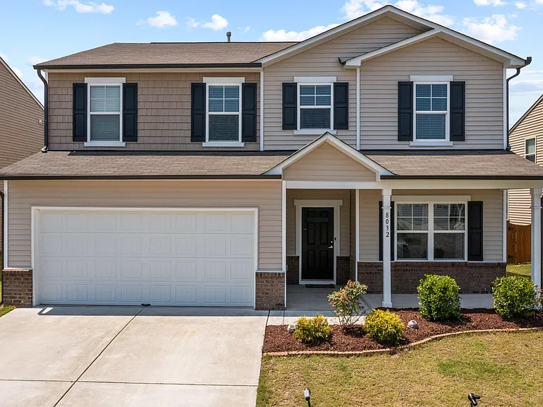 8032 Remington Heights Dr — Photo 1