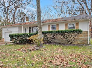 60 Forest Dr, Lakewood, NJ
