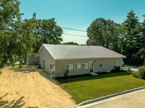 102 Union St, Albany, WI 53502