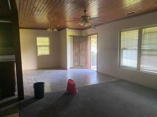 4643 State Highway 37 W