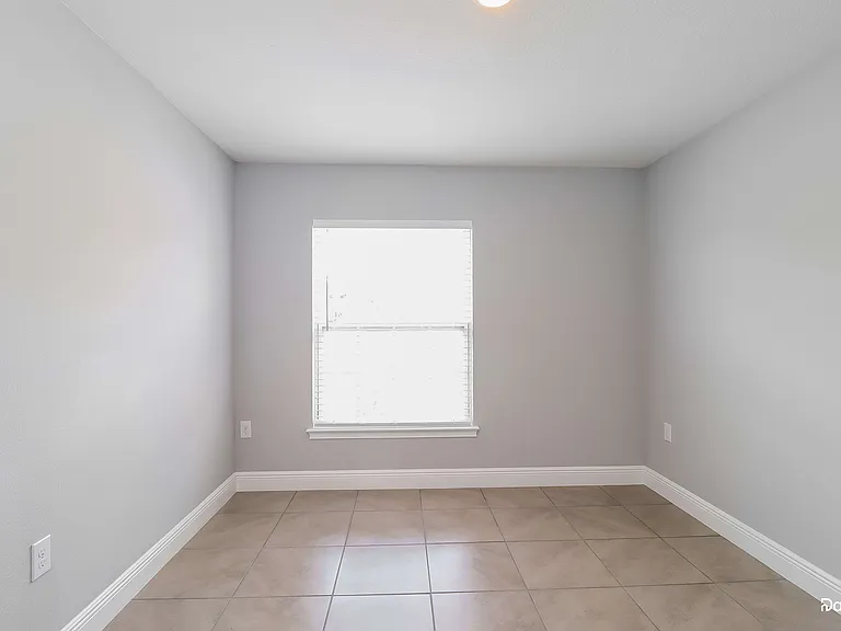 636 Mercado Ct — Photo 13