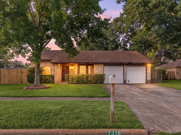 7318 Foxhurst Ln, Humble, TX 77338