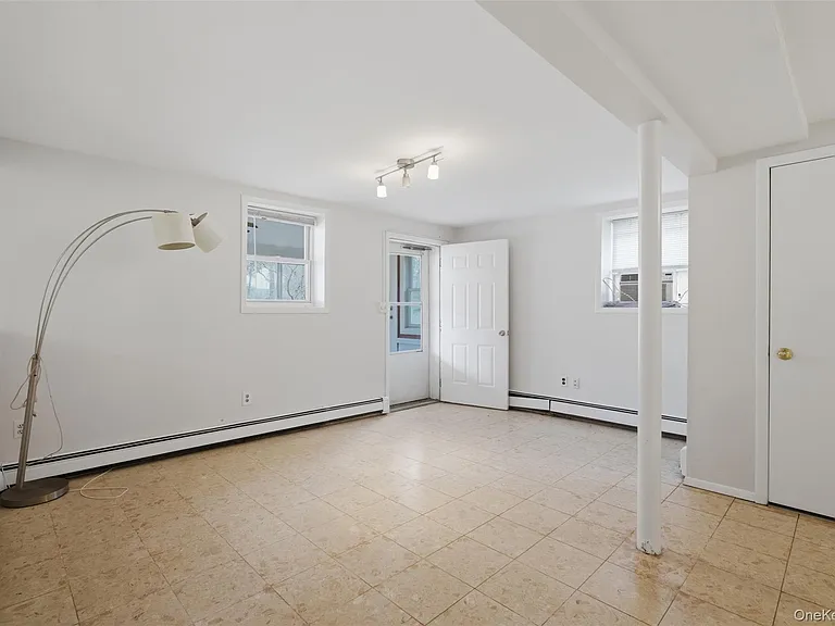 25 Woodland Terrace Ct — Photo 19