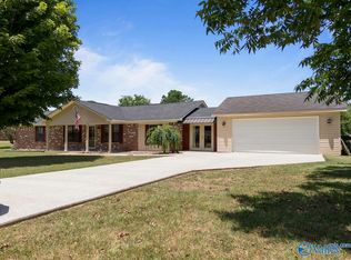 154 Cedar St, Decatur, AL 35603