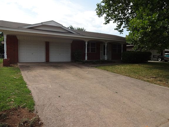 2nd image of 3828 N Bella Vista Dr