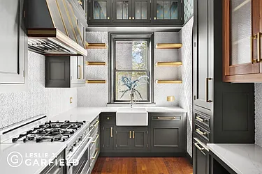 Rented by Leslie J. Garfield