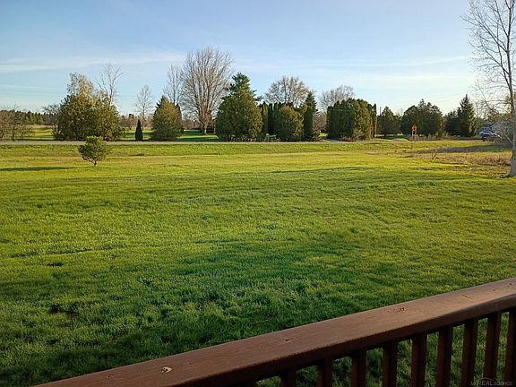 2nd image of 5688 Galbraith Line Rd