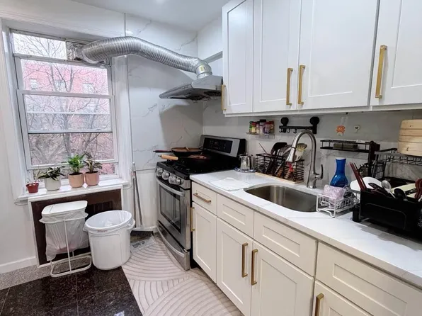 12010 85th Avenue #4J, Kew Gardens, NY 11415