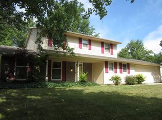 4119 Oakhurst Dr, Fort Wayne, IN 46815