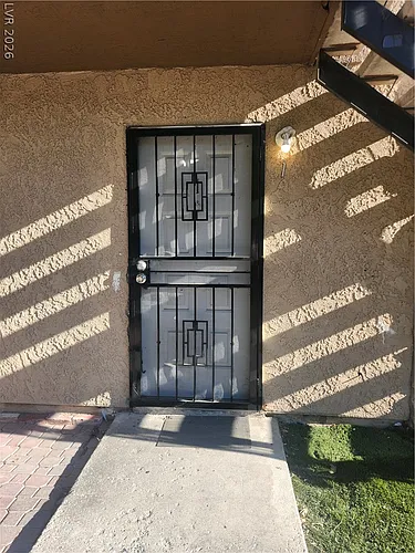 4737 Thunderbolt Ave #1 Photo 1