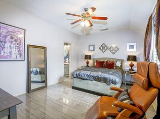 1905 Fletcher St, Houston, TX 77009