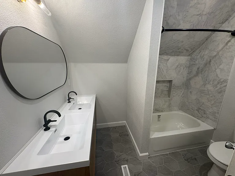 841 Lipan St — Photo 19