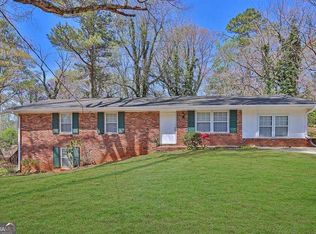 272 Colchester Dr, Stone Mountain, GA 30088