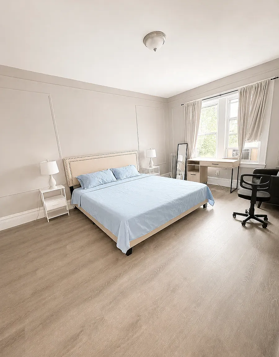 3 bed, 1000 sqft, $2,175 — Photo 3
