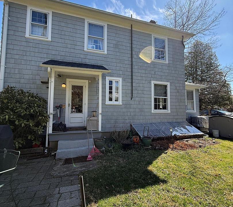 2nd image of 6802 Georgia St