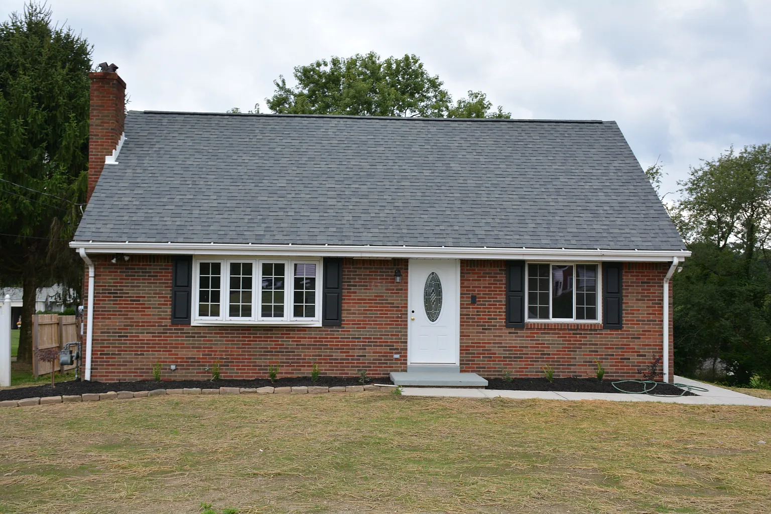 432 Center Grange Rd photo 1