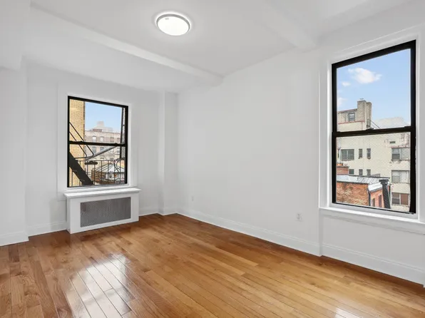 52 Clark Street image 1 of 14