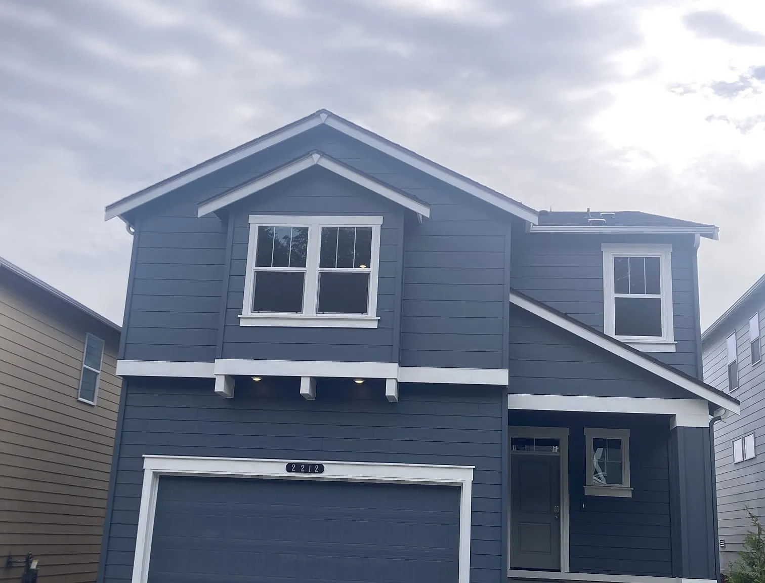 4 bed, 2.5 bath, 2335 sqft, $3,100 — Photo 1