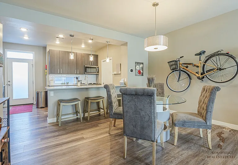 859 Struthers Ave #1 — Photo 1